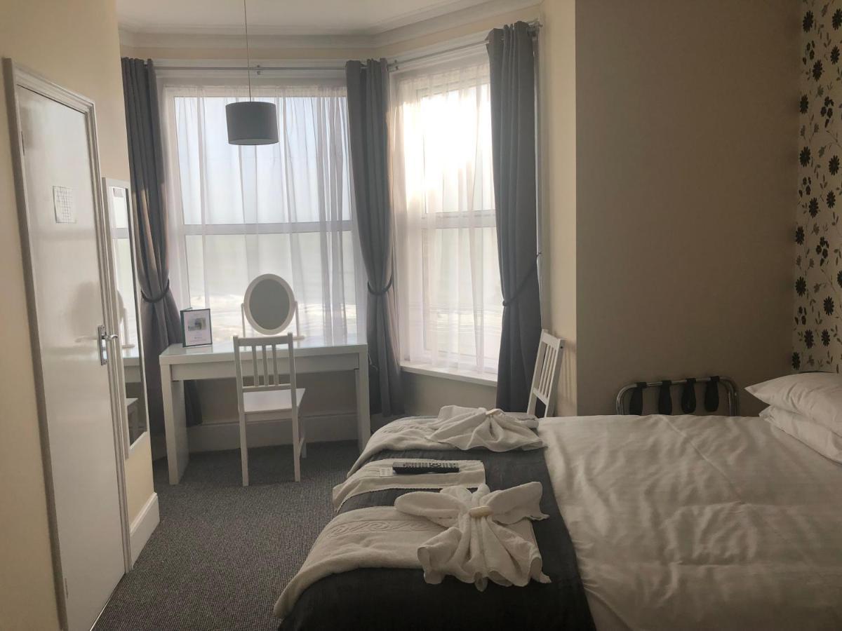 Hotel Royal Pier Sandown Exterior foto